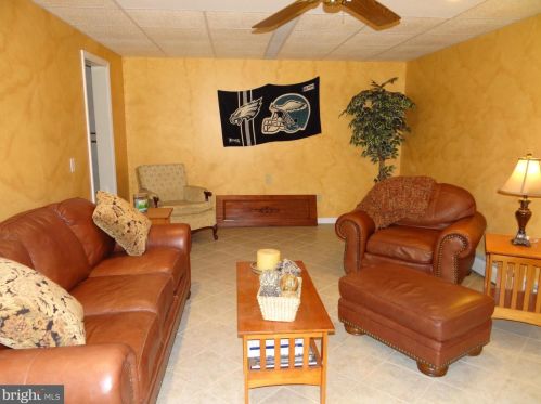 27 Eaton St, Schuylkill Haven PA  17972-1022 exterior