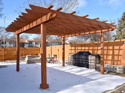 8303 106, Milwaukee WI 53224-2611 exterior