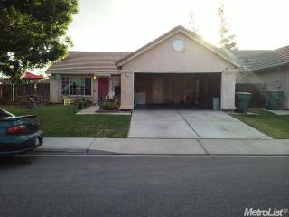 1607 Lochbrea Ct, Newman, CA 95360-1724