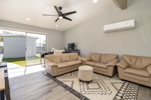 2463 Judson St, San Diego CA  92111-6213 exterior