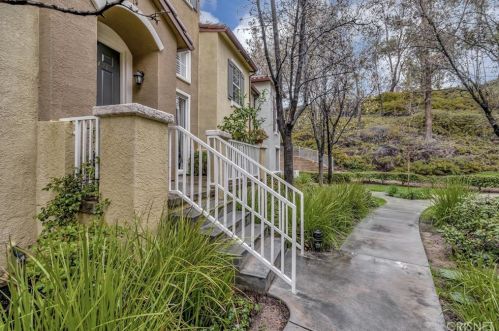 23421 Abbey Glen Pl, Santa Clarita, CA 91354-1112