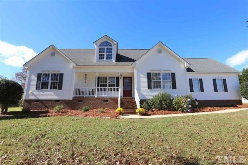31 Water Oak Dr, Smithfield, NC 27577-7482