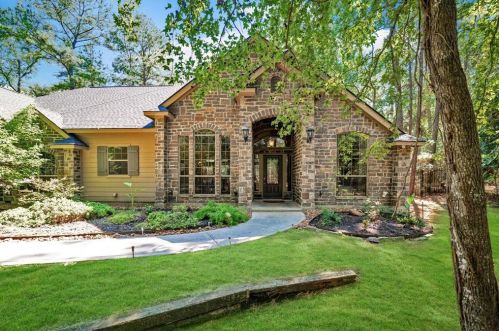 9219 Miller Rd, Magnolia, TX 77354-3453