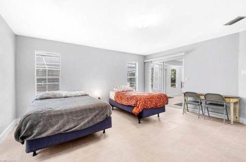 4688 Pembrooke Ln, Bonita Springs FL  exterior