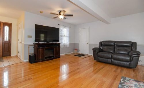 14 Foote Hill Rd, Northford CT  06472-1335 exterior