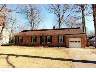 605 Gladesdale Dr, Chesapeake VA  23322-9113 exterior