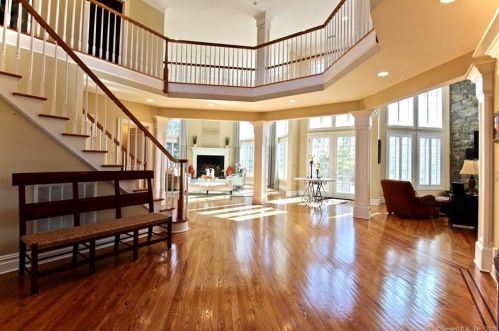 34 Stone Fence Ln, Stamford, CT 06903-1137