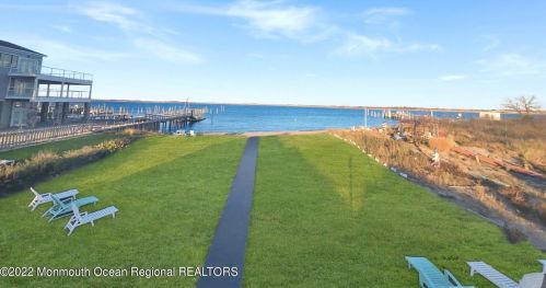 54 5th St, Monmouth Hills NJ  07732-1635 exterior