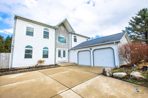 101 Highview Blvd, Pataskala, OH 43062-7559