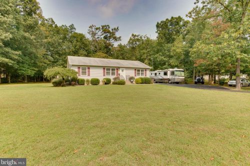 4160 Lake Rd, Newfield, NJ 08344-9141