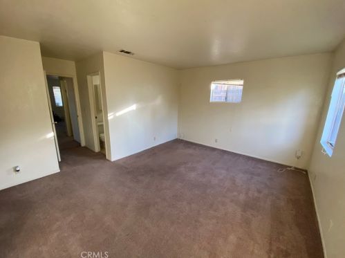 33195 Schaper St, Lake Elsinore CA  92530-6173 exterior