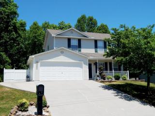 8278 Oak Terrace Ln, Powell, TN 37849-3628