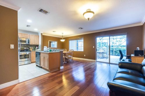 6739 Old Farm Trl, Boynton Beach, FL 33437-7905