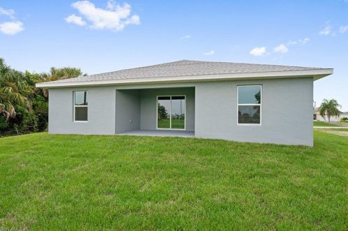 628 2nd Ave, Cape Coral, FL 33909-1902