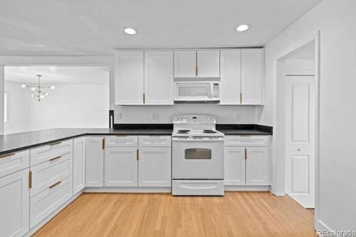 2833 Gray St, Denver CO  80214-8123 exterior