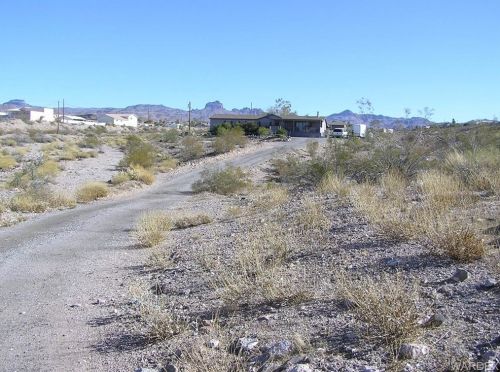 807 La Puerta Rd, Bullhead City, AZ 86429-7708