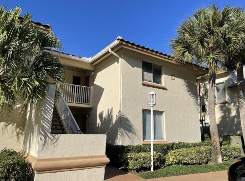 14208 Glenmoor Dr, West Palm Beach, FL 33409-2810