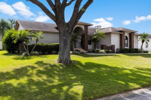 2015 High Vista Dr, Lakeland, FL 33813-3074