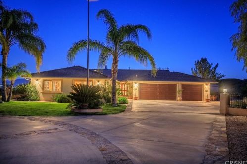 30415 Remington Rd, Santa Clarita CA  exterior