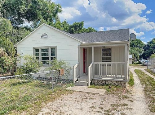 2938 Avenue G, Winter Haven FL  33880-2127 exterior