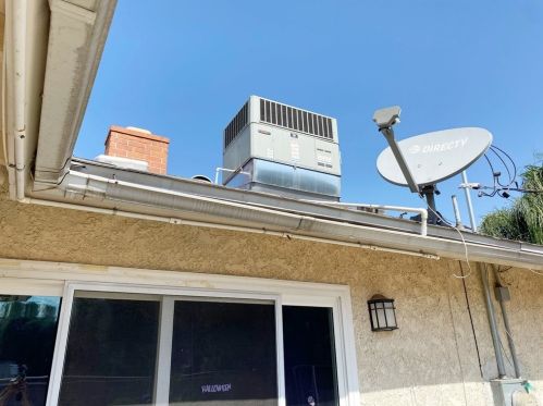 2555 Alameda Ave, San Bernardino CA  92404-2561 exterior