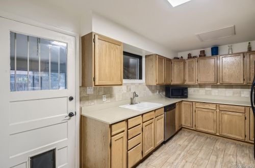 1661 Chase St, Denver CO 80232-7221 exterior