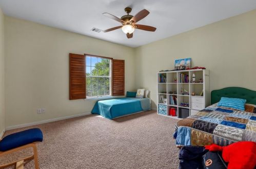 2808 Pasadena Pl, Lewisville TX  75022-5150 exterior