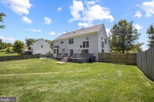19308 Bothwell Ct, Triangle VA  22172-2341 exterior