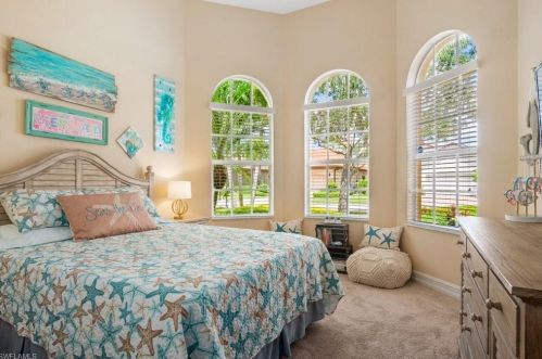 6501 Caldecott Dr, Naples FL  34113-3196 exterior