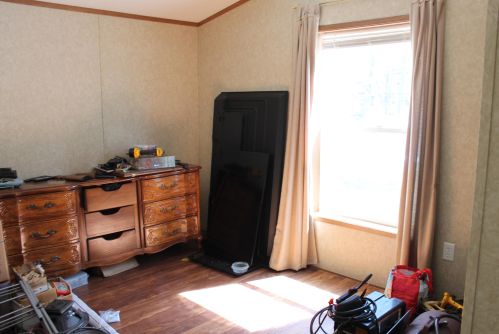 25 Warner Rd, Henniker NH  03242-3168 exterior