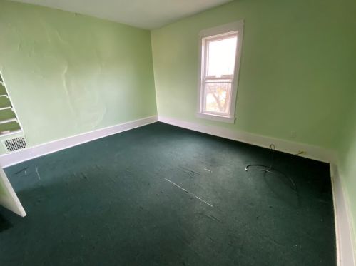 1310 Pennsylvania Ave, New Castle PA  16101-5360 exterior