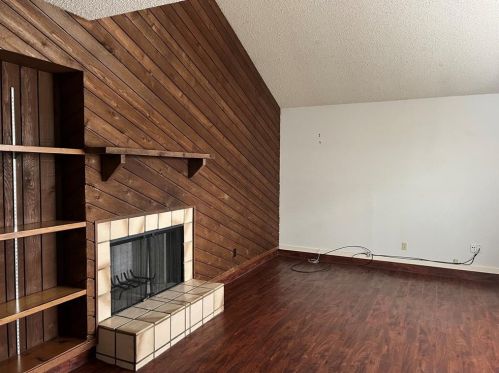 513 Walnut Creek Dr, Midlothian TX  76063-3205 exterior