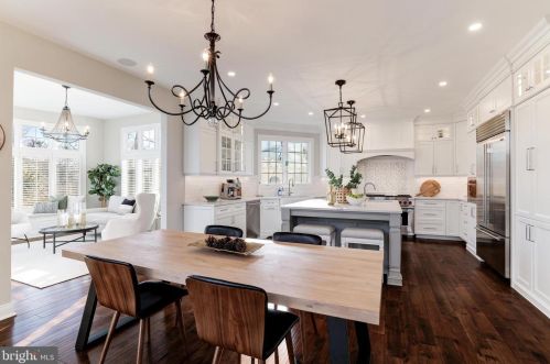 18506 Pelicans Nest Way, Leesburg VA  20176-3963 exterior