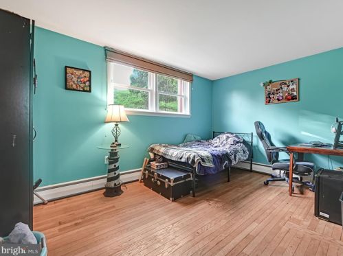 15 Wilbert Dr, Primrose PA  17901-8250 exterior