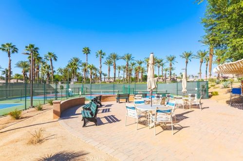 44114 Royal Troon Dr, Indio CA  92201-9000 exterior