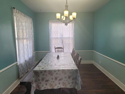2815 Grant St, Milwaukee, WI 53215-2443