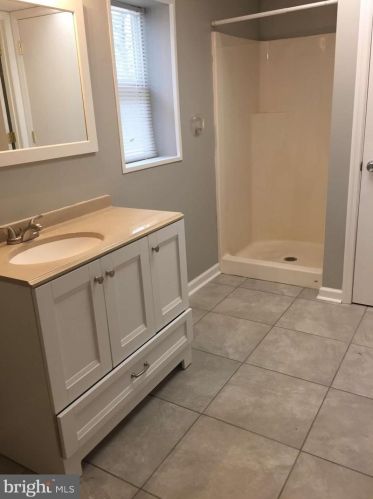 412 Maple Ave, Camden NJ  08106-2055 exterior