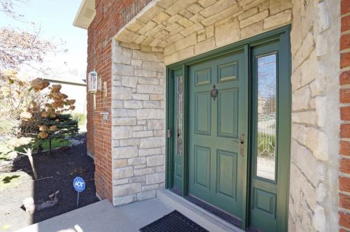 10052 Bennington Dr, Cincinnati, OH 45241-1258