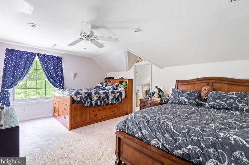 8100 Davmar Ln, Fredericksburg VA  22407-2151 exterior