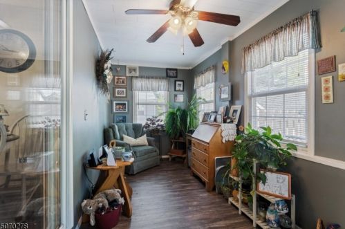 320 Walnut St, Roselle Park NJ  07204-2012 exterior