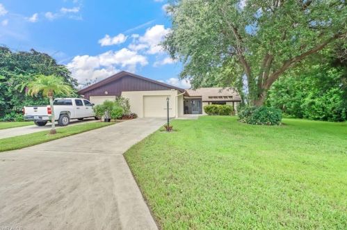 151 Round Key Cir, Naples, FL 34112-5058