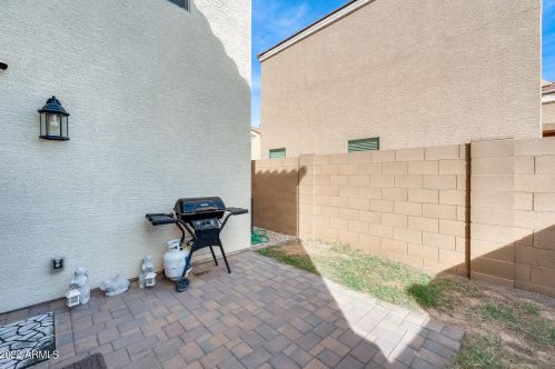 3929 79th Dr, Phoenix AZ  85043 exterior