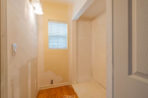 11025 Blix St, North Hollywood CA  91602-1204 exterior