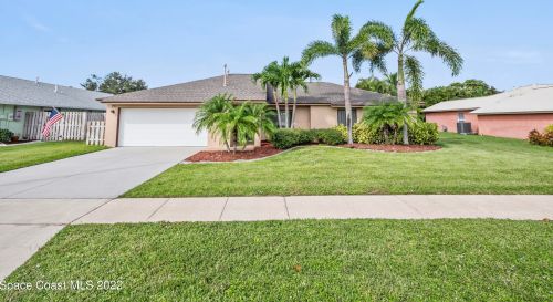2720 Chapparal Dr, Melbourne, FL 32934-8225