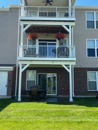 926 Waterpointe Ln, Covington KY  41018-3873 exterior