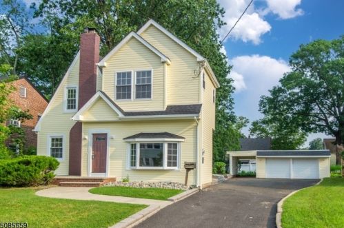 531 Willow Ave, Garwood, NJ 07027-1227