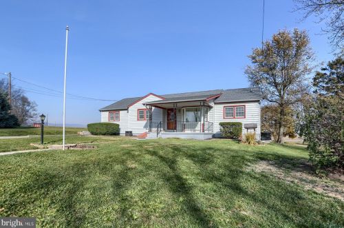 151 Old Gap Rd, Carlisle, PA 17013-8637
