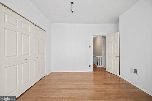 3415 Judson St, Philadelphia, PA 19140-4710