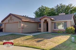 8328 New Hills Ct, Sacramento, CA 95828-7522