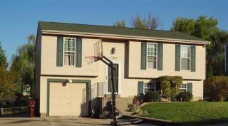 7762 Kernal Dr, Florence, KY 41042-2564